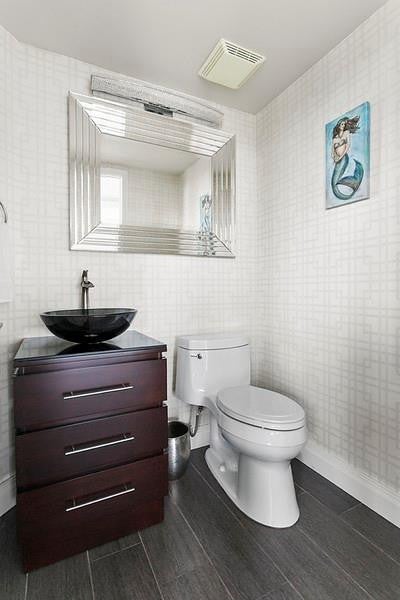 Lauderdale By The Sea, Florida, 33062, United States, 3 Bedrooms Bedrooms, ,4 BathroomsBathrooms,Residential,Active,1986920