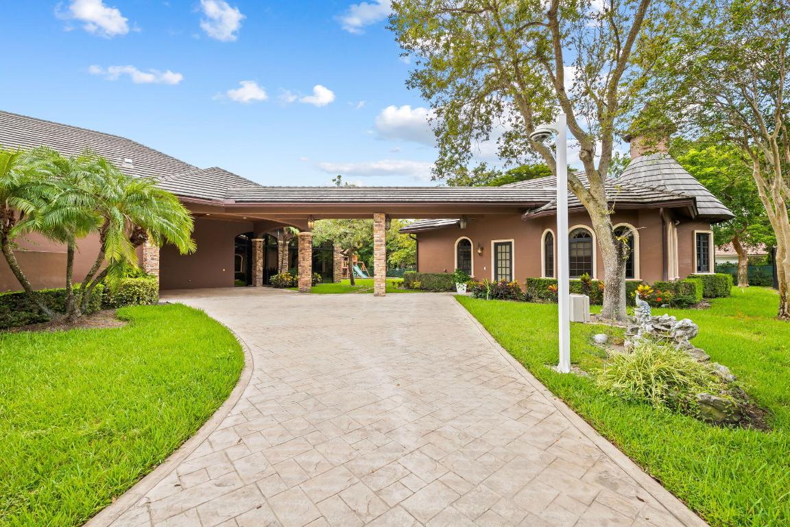 Parkland, Florida, 33067, United States, 7 Bedrooms Bedrooms, ,9 BathroomsBathrooms,Residential,Active,2010918