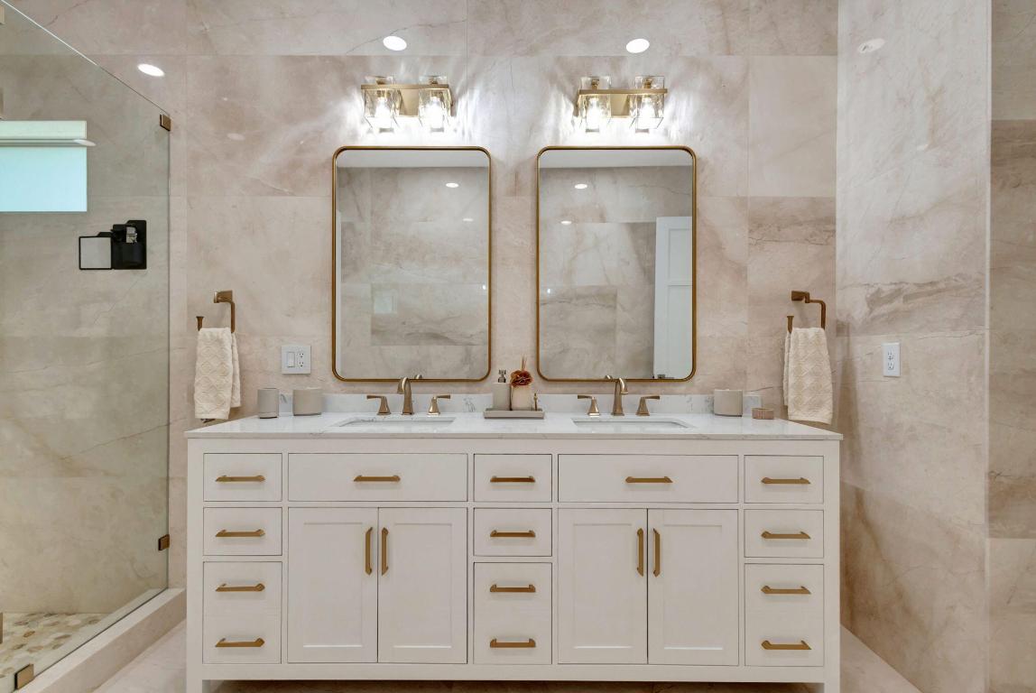 North Palm Beach, Florida, 33408, United States, 4 Bedrooms Bedrooms, ,5 BathroomsBathrooms,Residential,Active,2008316