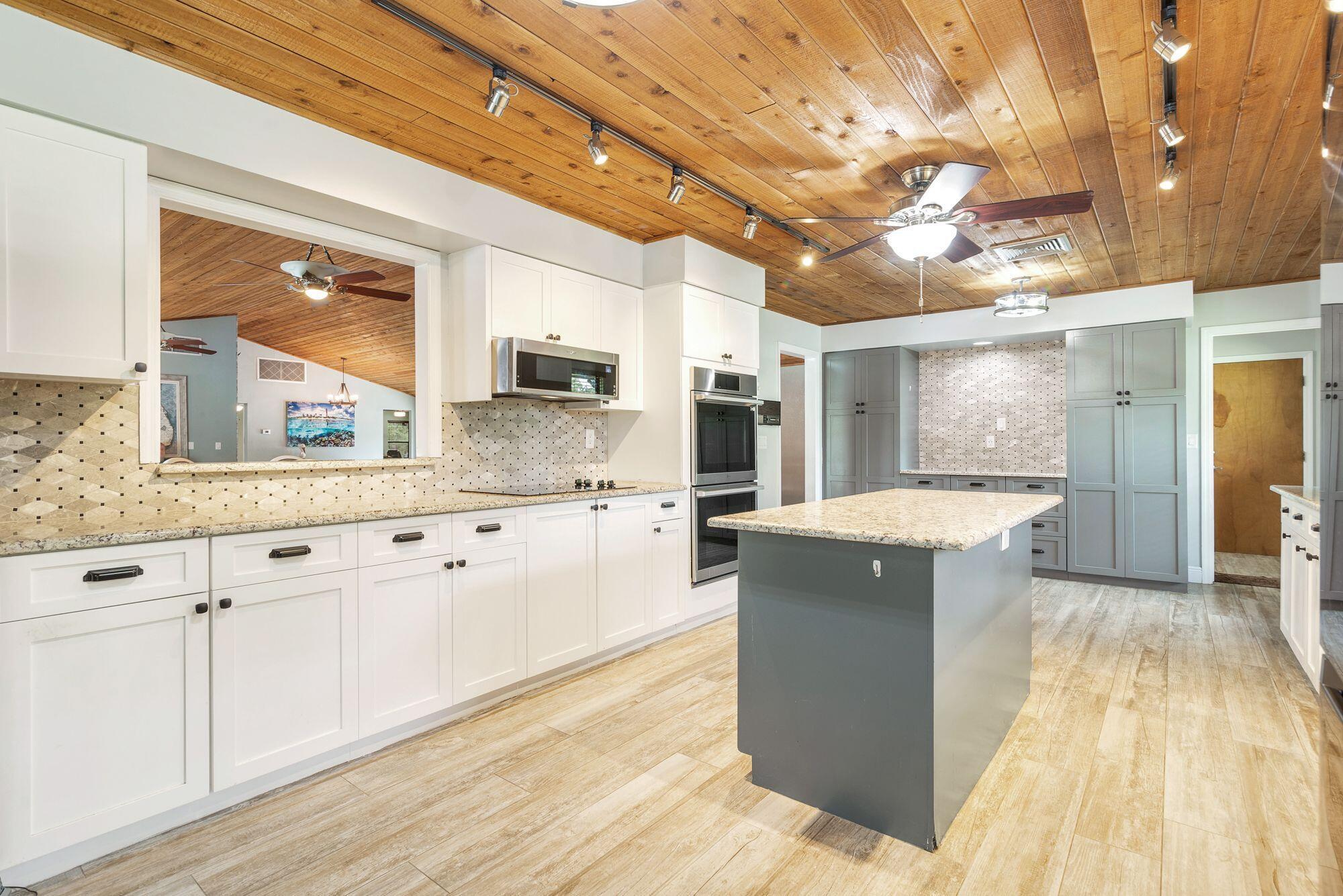 Palm Beach Gardens, Florida, 33418, United States, 3 Bedrooms Bedrooms, ,3 BathroomsBathrooms,Residential,Active,1973323