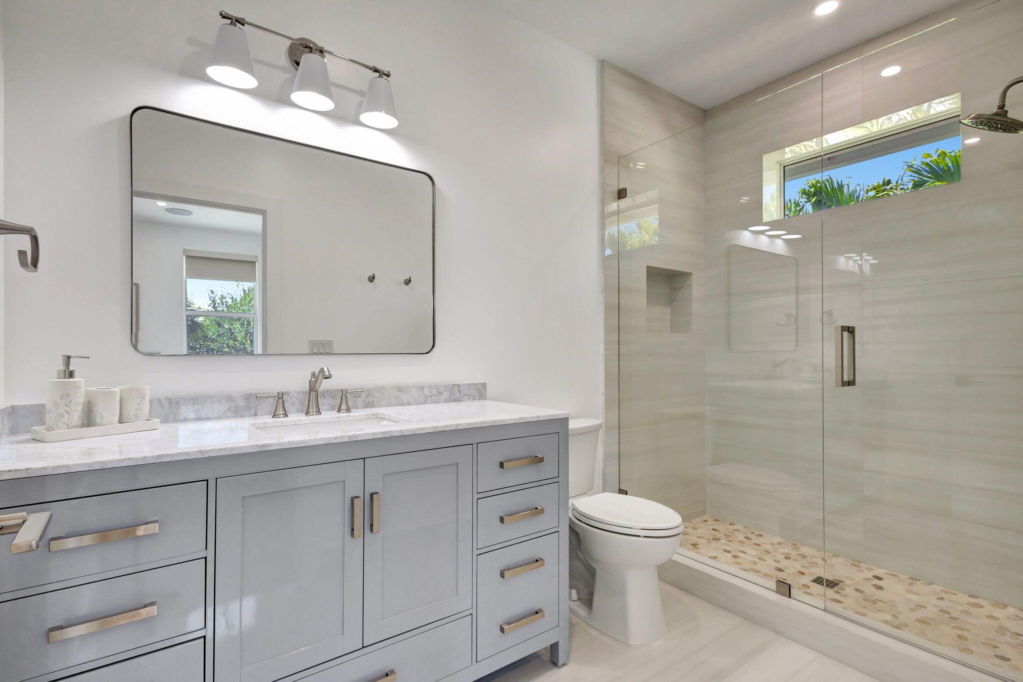 North Palm Beach, Florida, 33408, United States, 4 Bedrooms Bedrooms, ,5 BathroomsBathrooms,Residential,Active,1973305