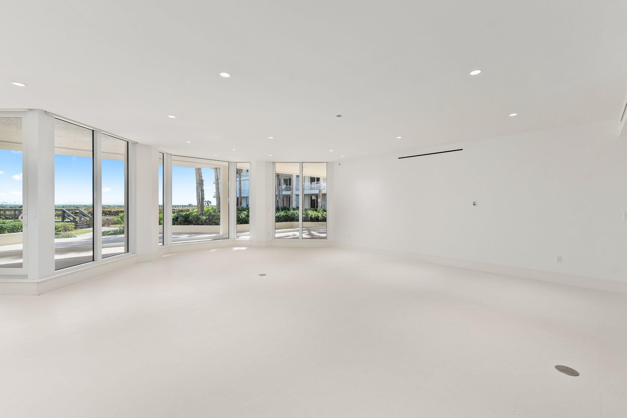 Stuart, Florida, 34996, United States, ,3 BathroomsBathrooms,Residential,Active,1806979