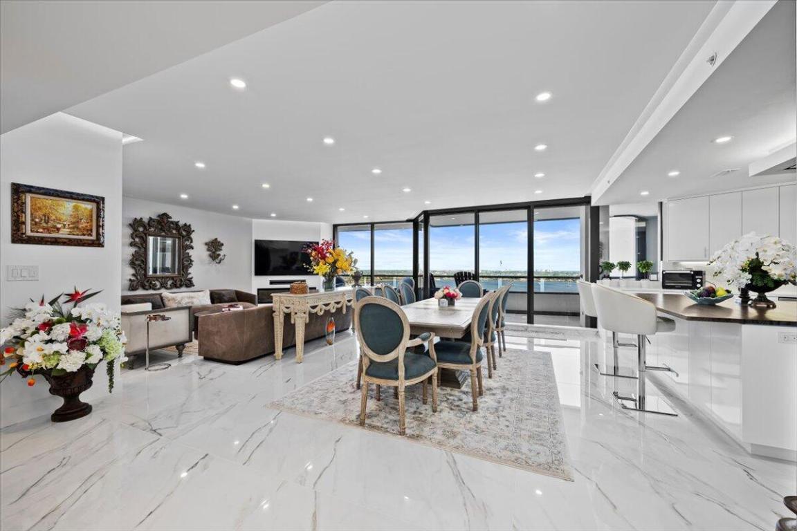 North Palm Beach, Florida, 33408, United States, 2 Bedrooms Bedrooms, ,3 BathroomsBathrooms,Residential,Active,2007652