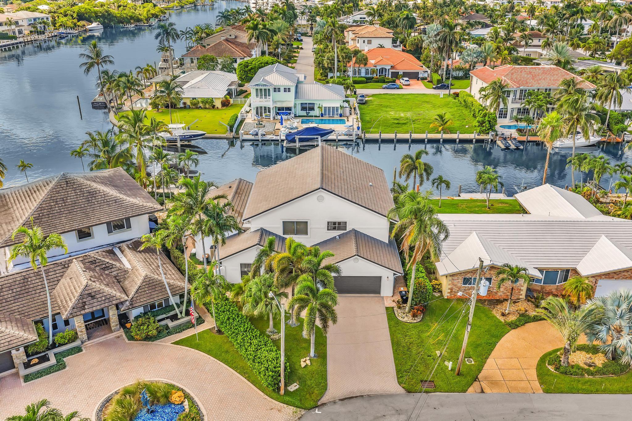 Lighthouse Point, Florida, 33064, United States, 4 Bedrooms Bedrooms, ,4 BathroomsBathrooms,Residential,Active,1945211