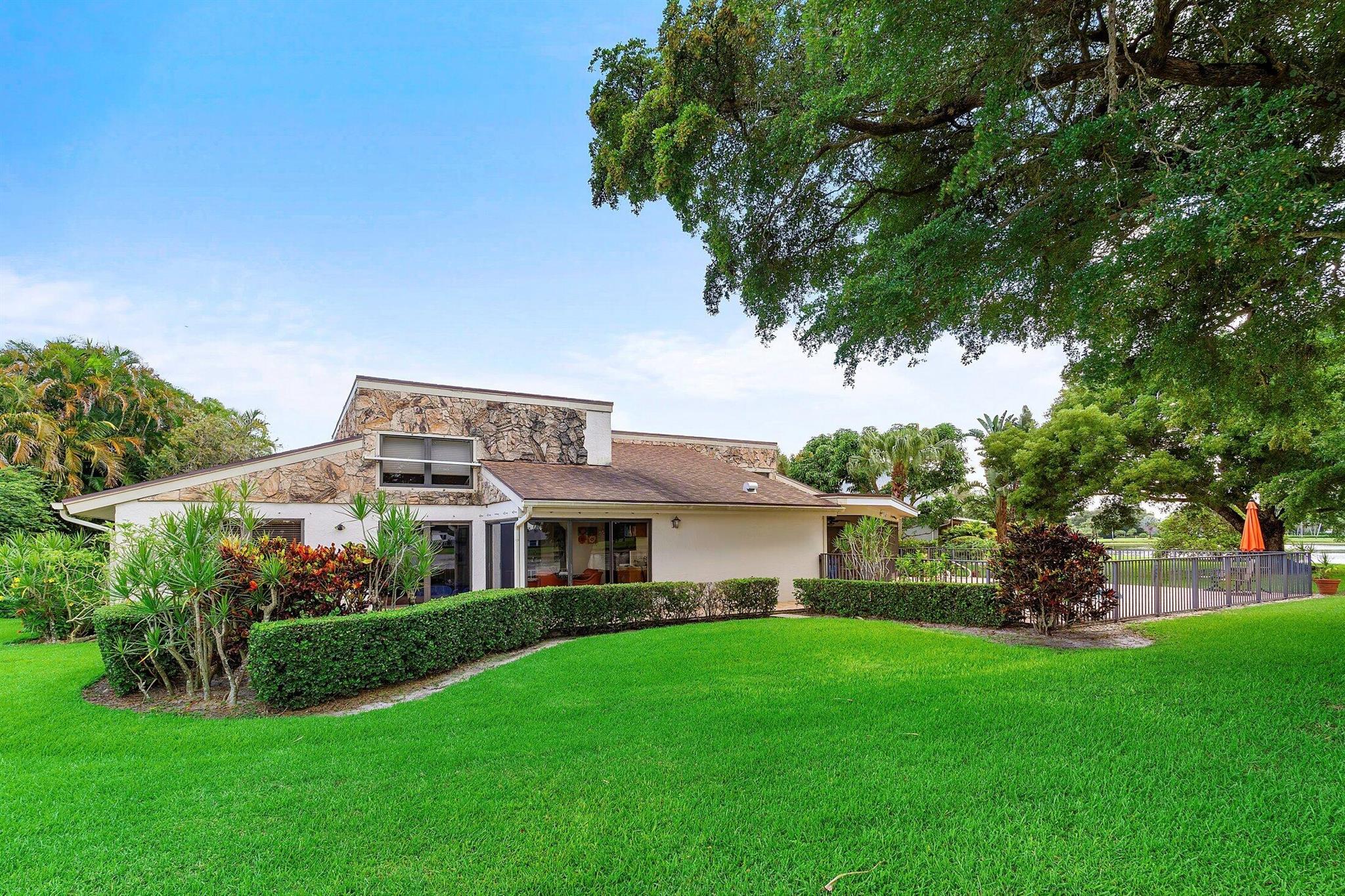 Palm Beach Gardens, Florida, 33418, United States, 4 Bedrooms Bedrooms, ,3 BathroomsBathrooms,Residential,Active,1899878