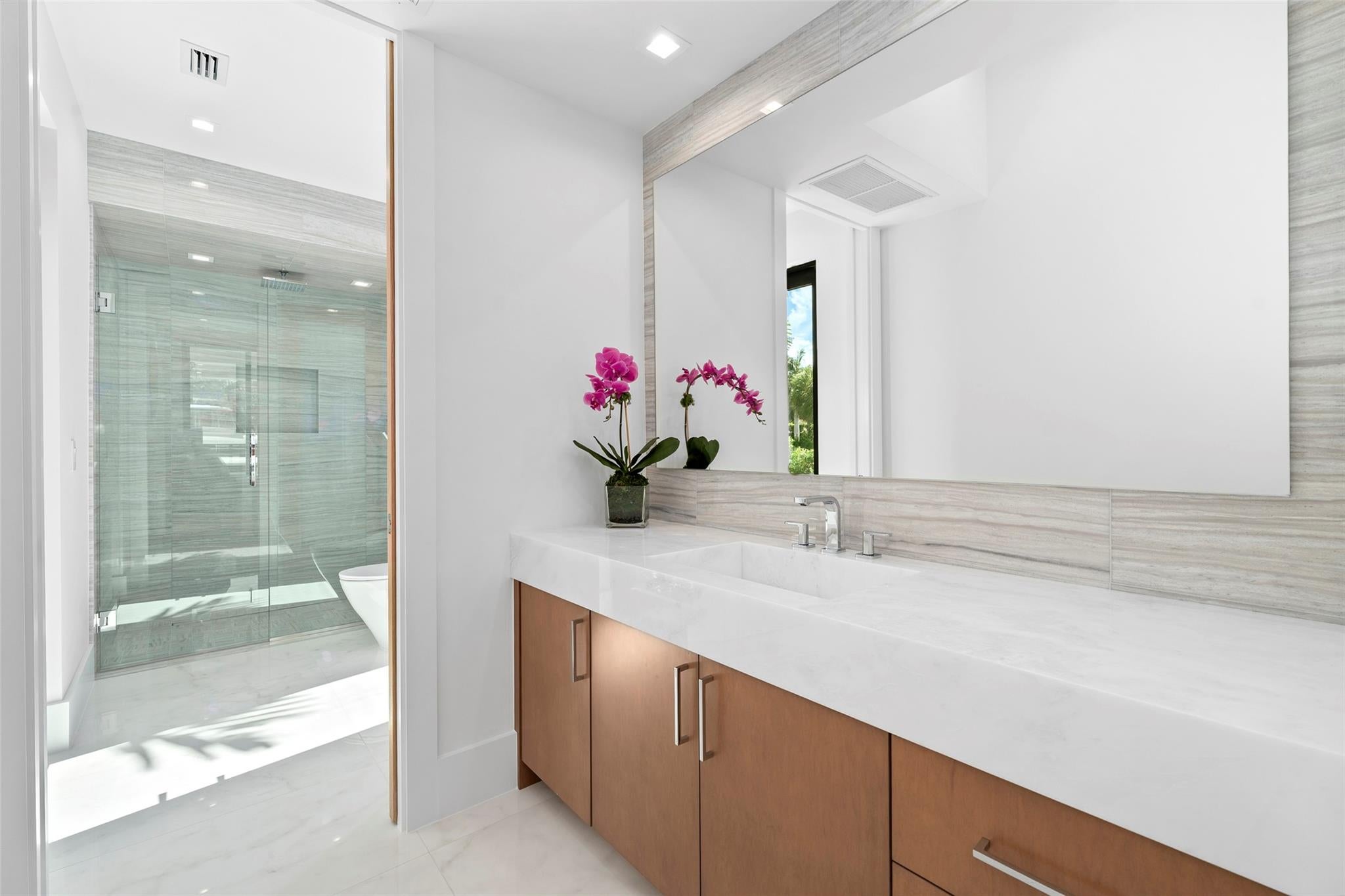 Fort Lauderdale, Florida, 33301, United States, 6 Bedrooms Bedrooms, ,6 BathroomsBathrooms,Residential,Active,1970946