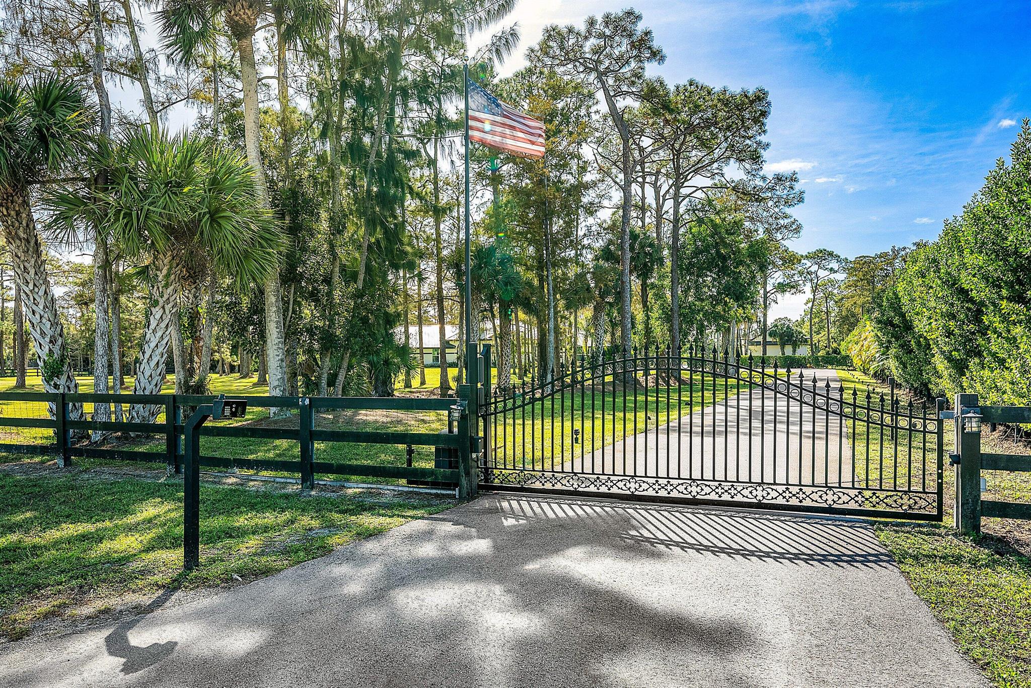 Lake Worth, Florida, 33449, United States, 4 Bedrooms Bedrooms, ,4 BathroomsBathrooms,Residential,Active,1992242
