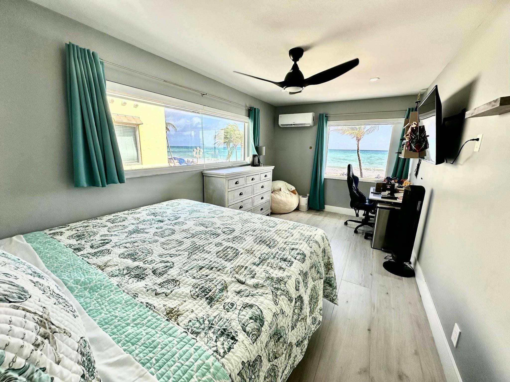 Hollywood, Florida, 33019, United States, 10 Bedrooms Bedrooms, ,9 BathroomsBathrooms,Residential,Active,1988424