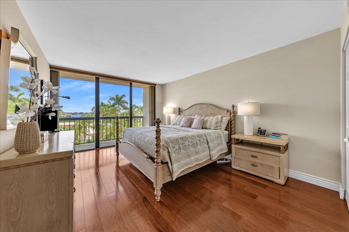 Palm Beach, Florida, 33480, United States, 3 Bedrooms Bedrooms, ,3 BathroomsBathrooms,Residential,Active,1954435