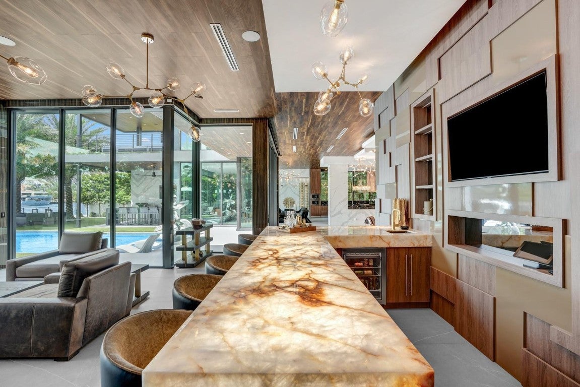 Fort Lauderdale, Florida, 33304, United States, 6 Bedrooms Bedrooms, ,9 BathroomsBathrooms,Residential,Active,2007970