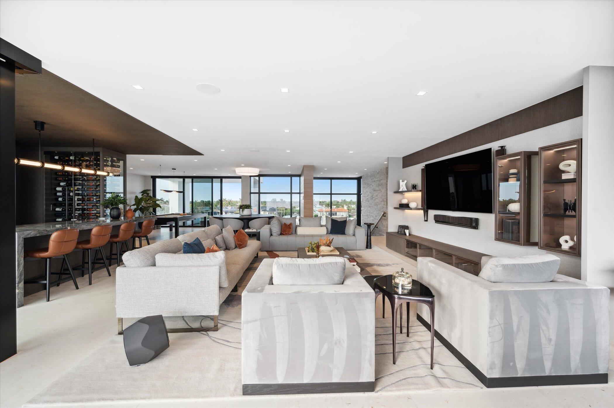 Hillsboro Beach, Florida, 33062, United States, 6 Bedrooms Bedrooms, ,8 BathroomsBathrooms,Residential,Active,1769322