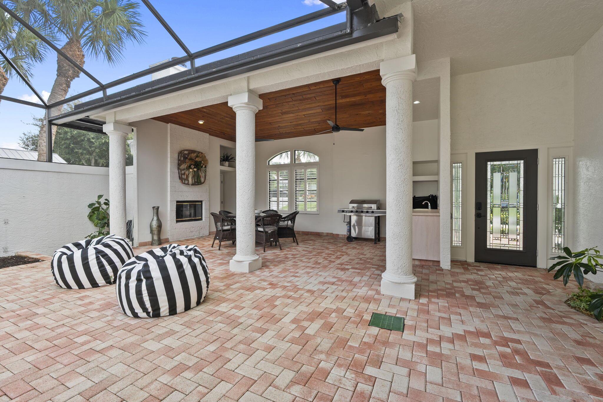 Jensen Beach, Florida, 34957, United States, 4 Bedrooms Bedrooms, ,5 BathroomsBathrooms,Residential,Active,1945060