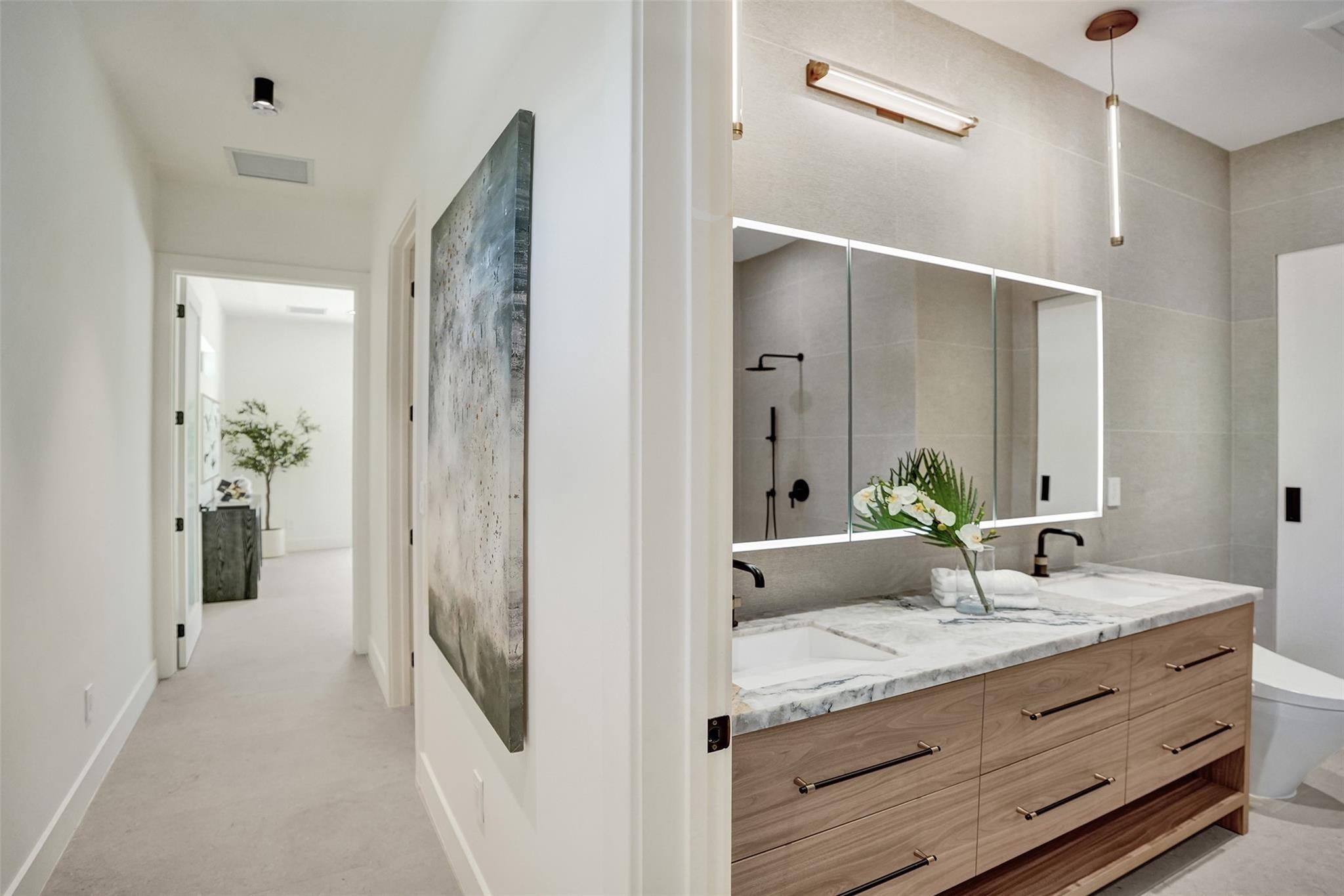 Lighthouse Point, Florida, 33064, United States, 4 Bedrooms Bedrooms, ,4 BathroomsBathrooms,Residential,Active,1919400