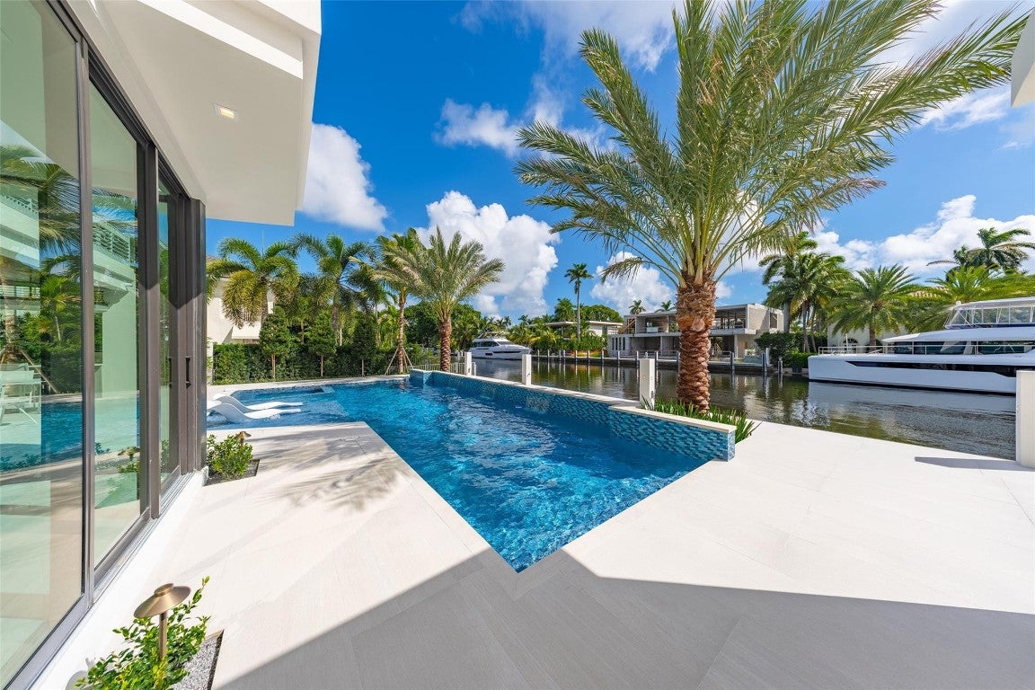 Fort Lauderdale, Florida, 33301, United States, 6 Bedrooms Bedrooms, ,6 BathroomsBathrooms,Residential,Active,2007977