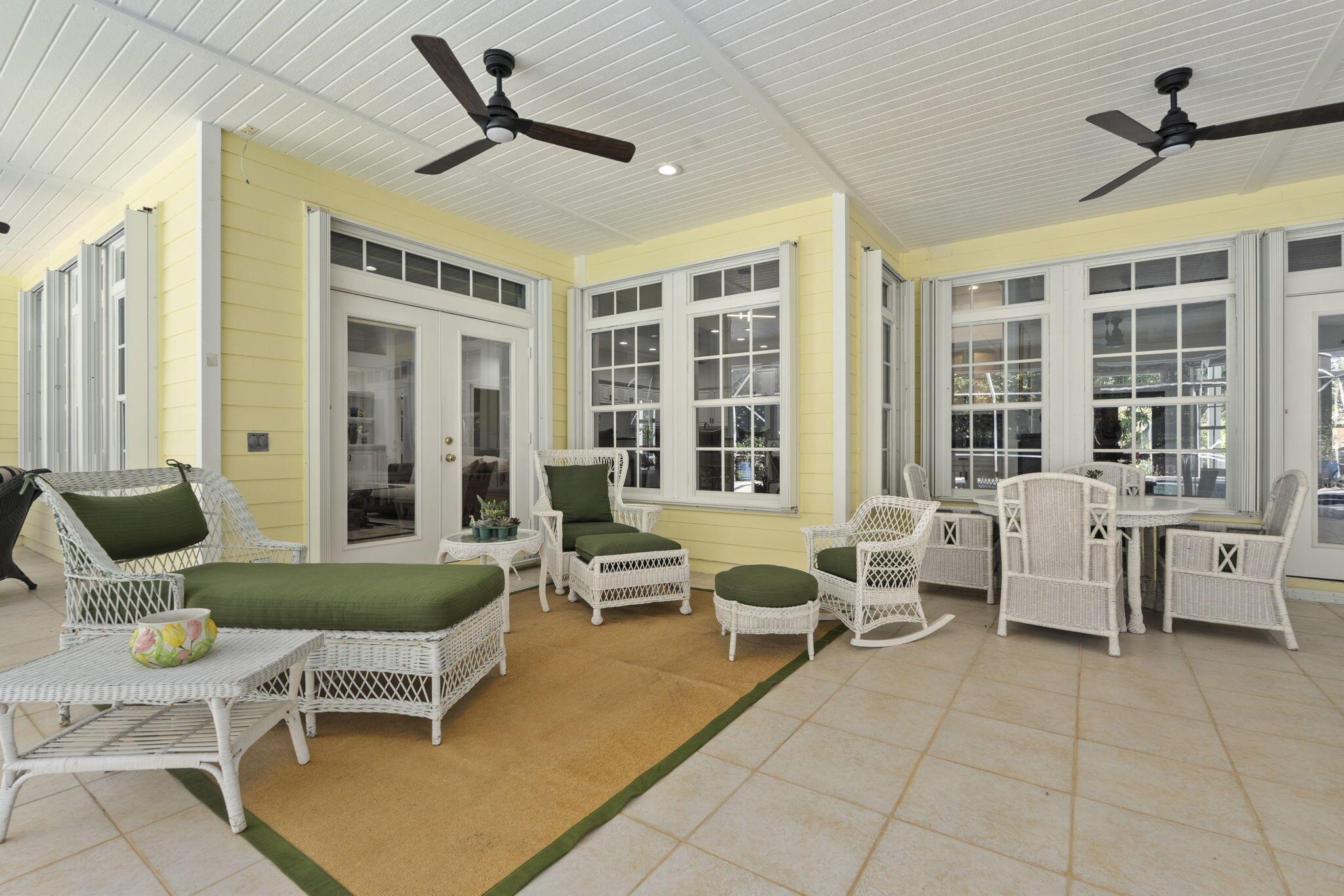 Sewalls Point, Florida, 34996, United States, 4 Bedrooms Bedrooms, ,3 BathroomsBathrooms,Residential,Active,1953273