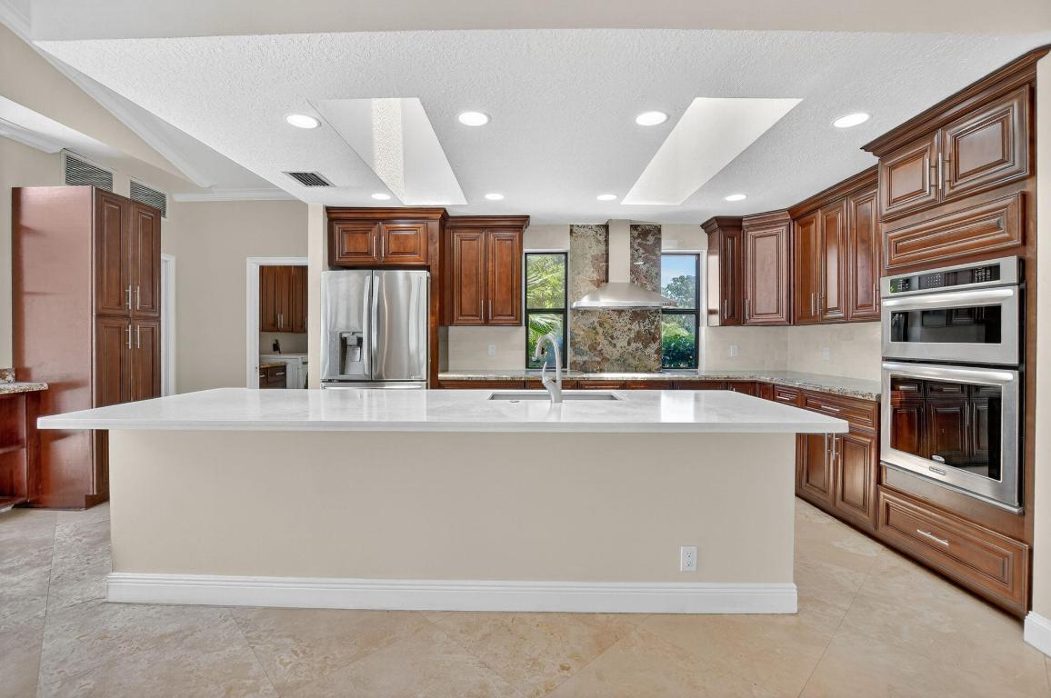 Boca Raton, Florida, 33487, United States, 5 Bedrooms Bedrooms, ,4 BathroomsBathrooms,Residential,Active,2008713