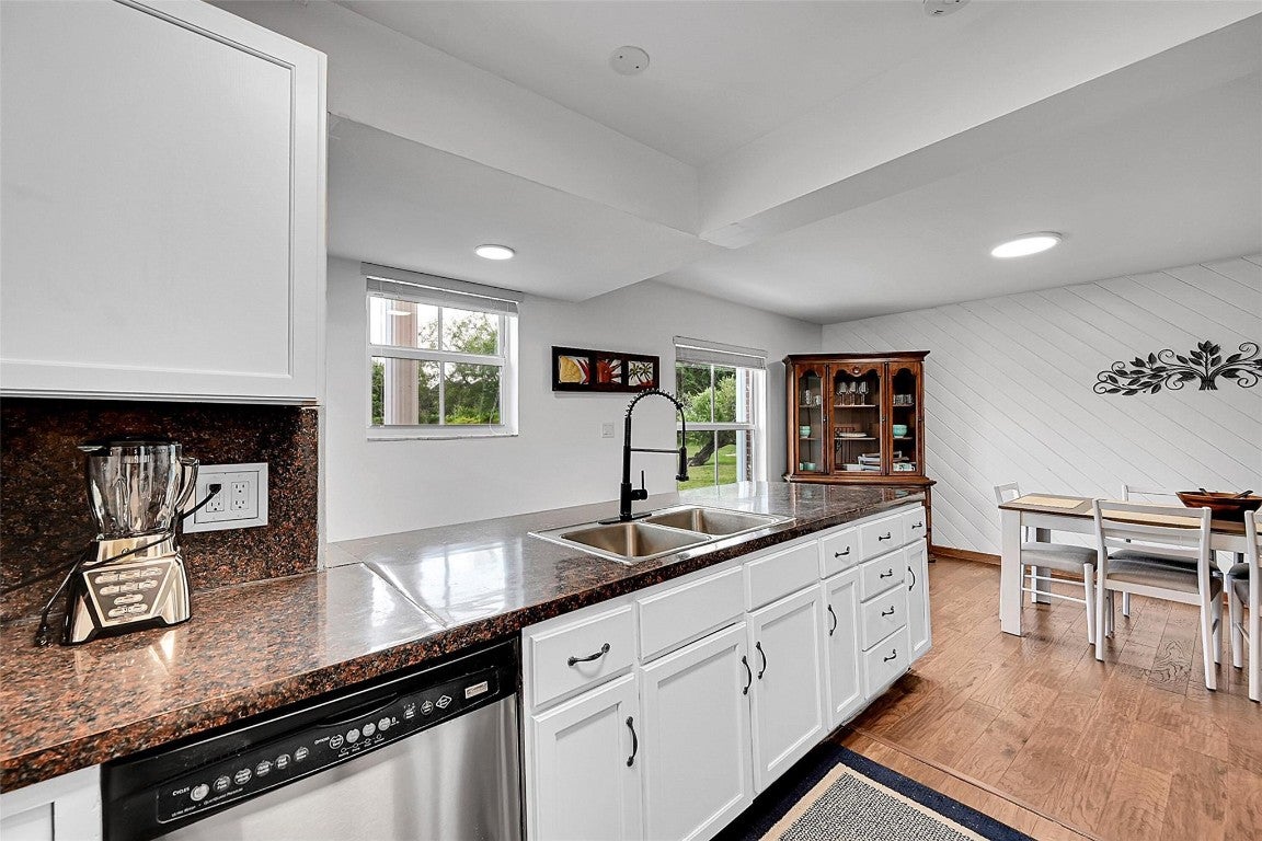 Plantation, Florida, 33323, United States, 4 Bedrooms Bedrooms, ,3 BathroomsBathrooms,Residential,Contingent,2008349