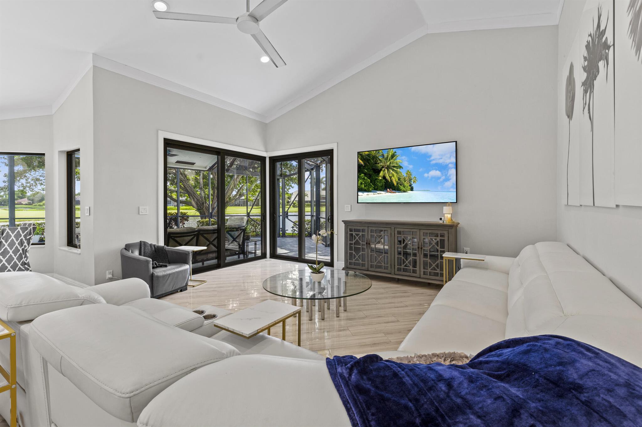 Boca Raton, Florida, 33498, United States, 3 Bedrooms Bedrooms, ,4 BathroomsBathrooms,Residential,Active,1954019