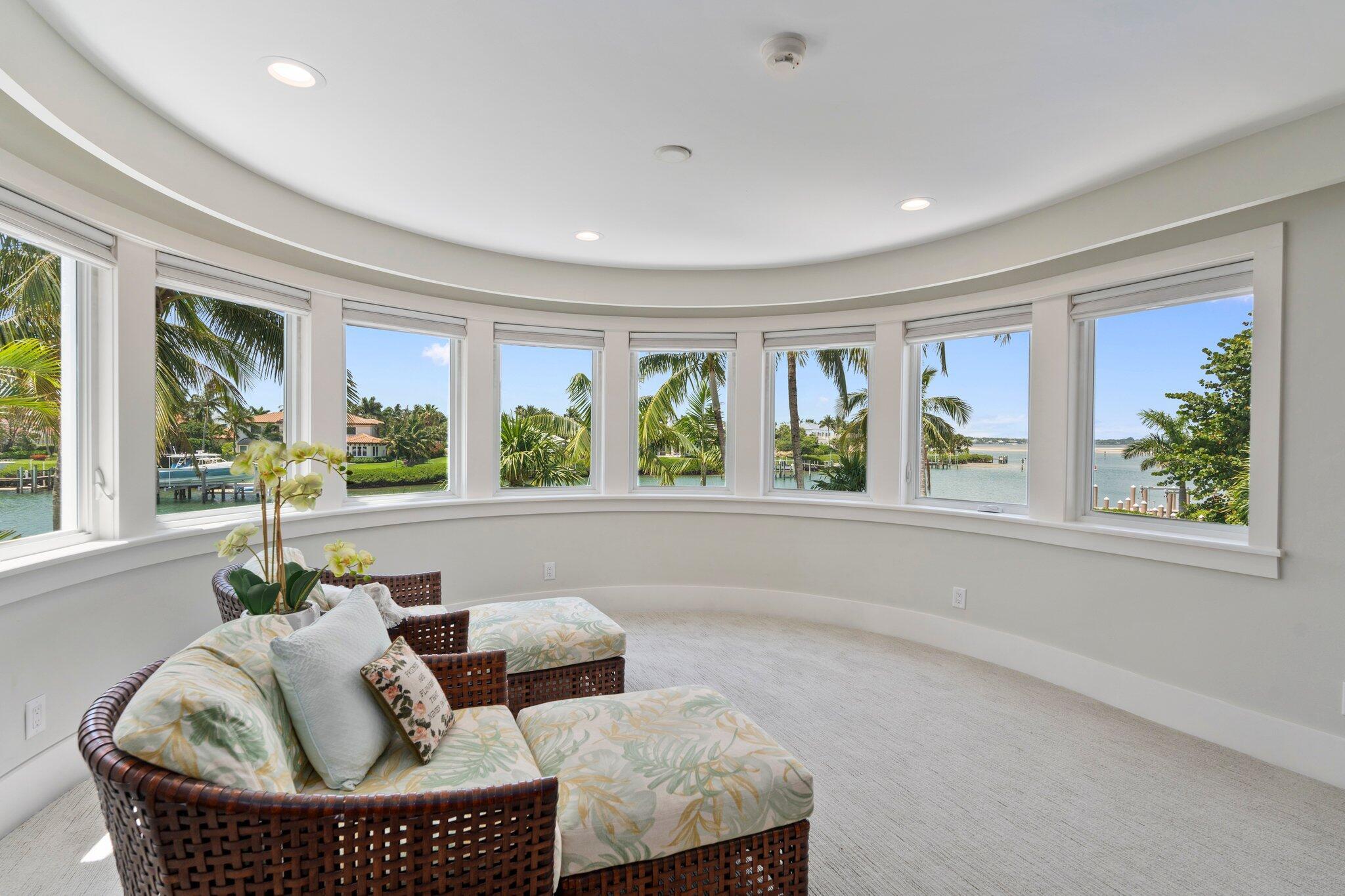 Stuart, Florida, 34996, United States, 4 Bedrooms Bedrooms, ,6 BathroomsBathrooms,Residential,Active,1831837