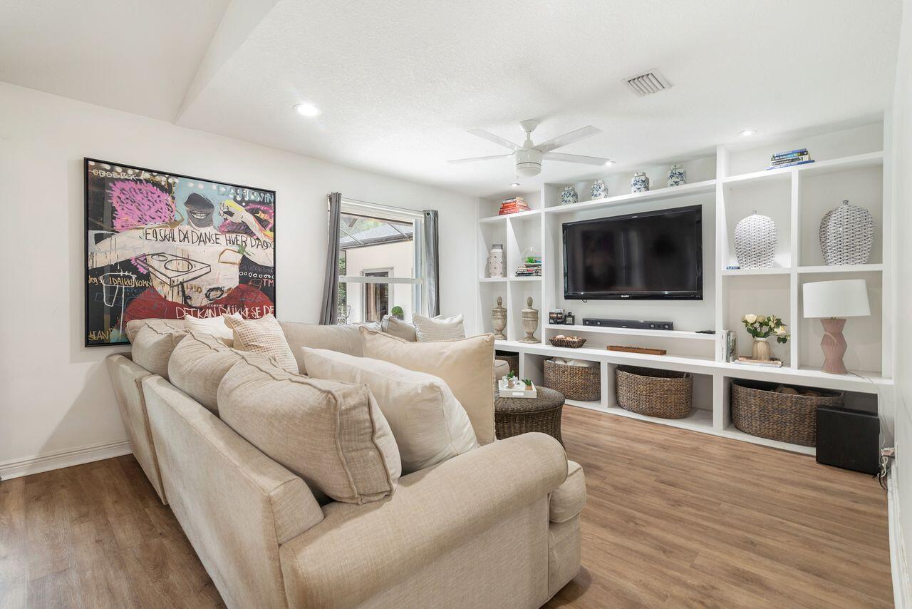 Palm Beach Gardens, Florida, 33418, United States, 5 Bedrooms Bedrooms, ,3 BathroomsBathrooms,Residential,Active,1952047