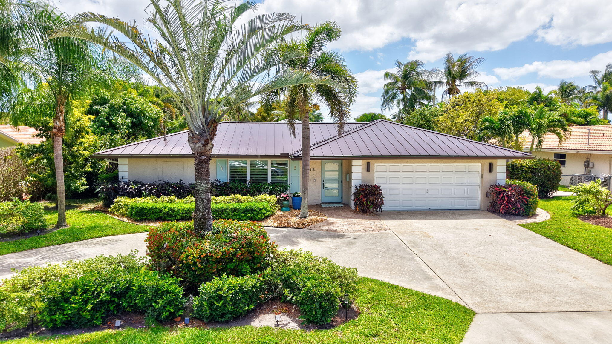 Delray Beach, Florida, 33444, United States, 4 Bedrooms Bedrooms, ,3 BathroomsBathrooms,Residential,Active,2036667