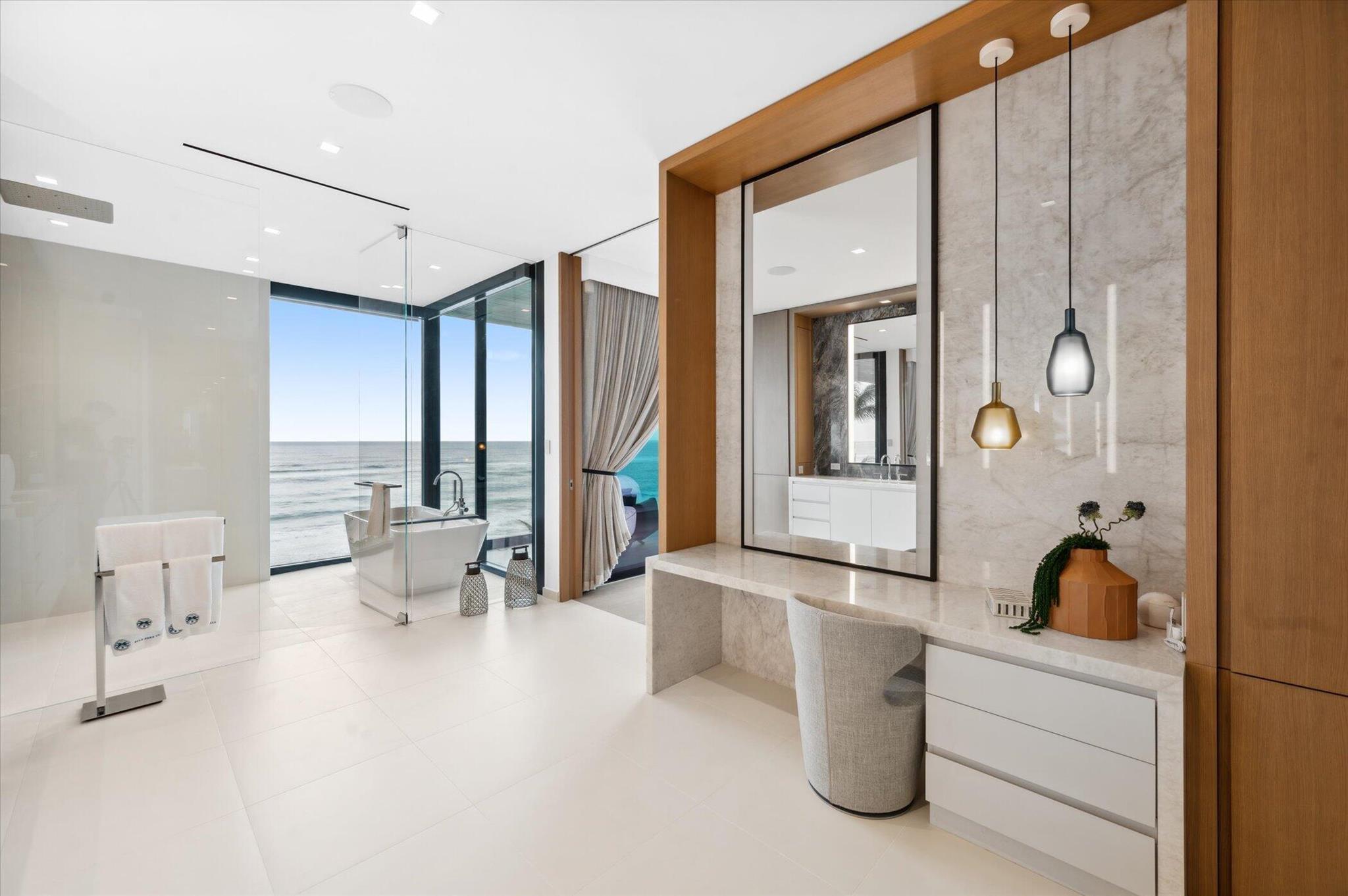 Hillsboro Beach, Florida, 33062, United States, 6 Bedrooms Bedrooms, ,8 BathroomsBathrooms,Residential,Active,2008711