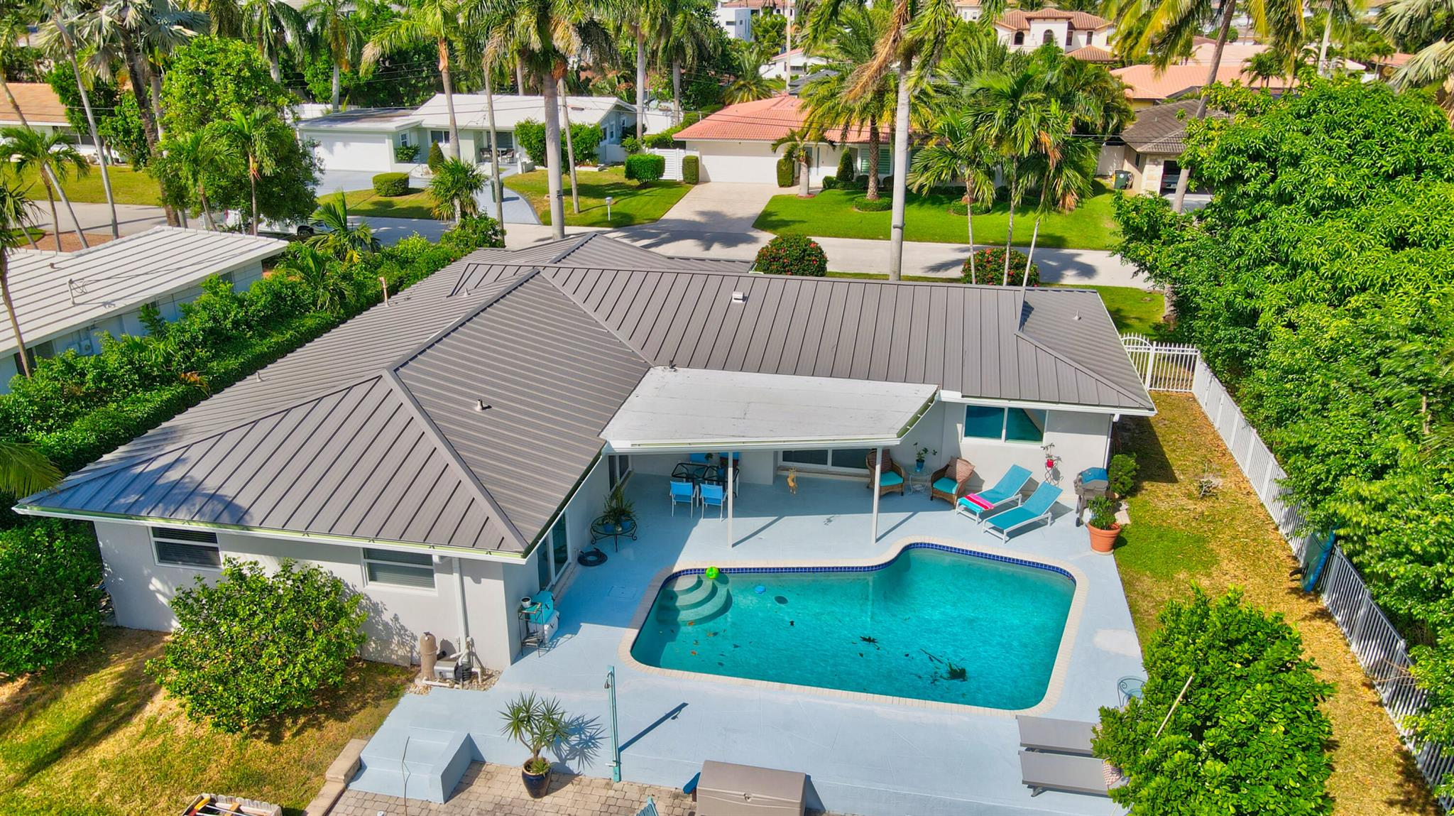 Boca Raton, Florida, 33487, United States, 4 Bedrooms Bedrooms, ,3 BathroomsBathrooms,Residential,Active,1946516