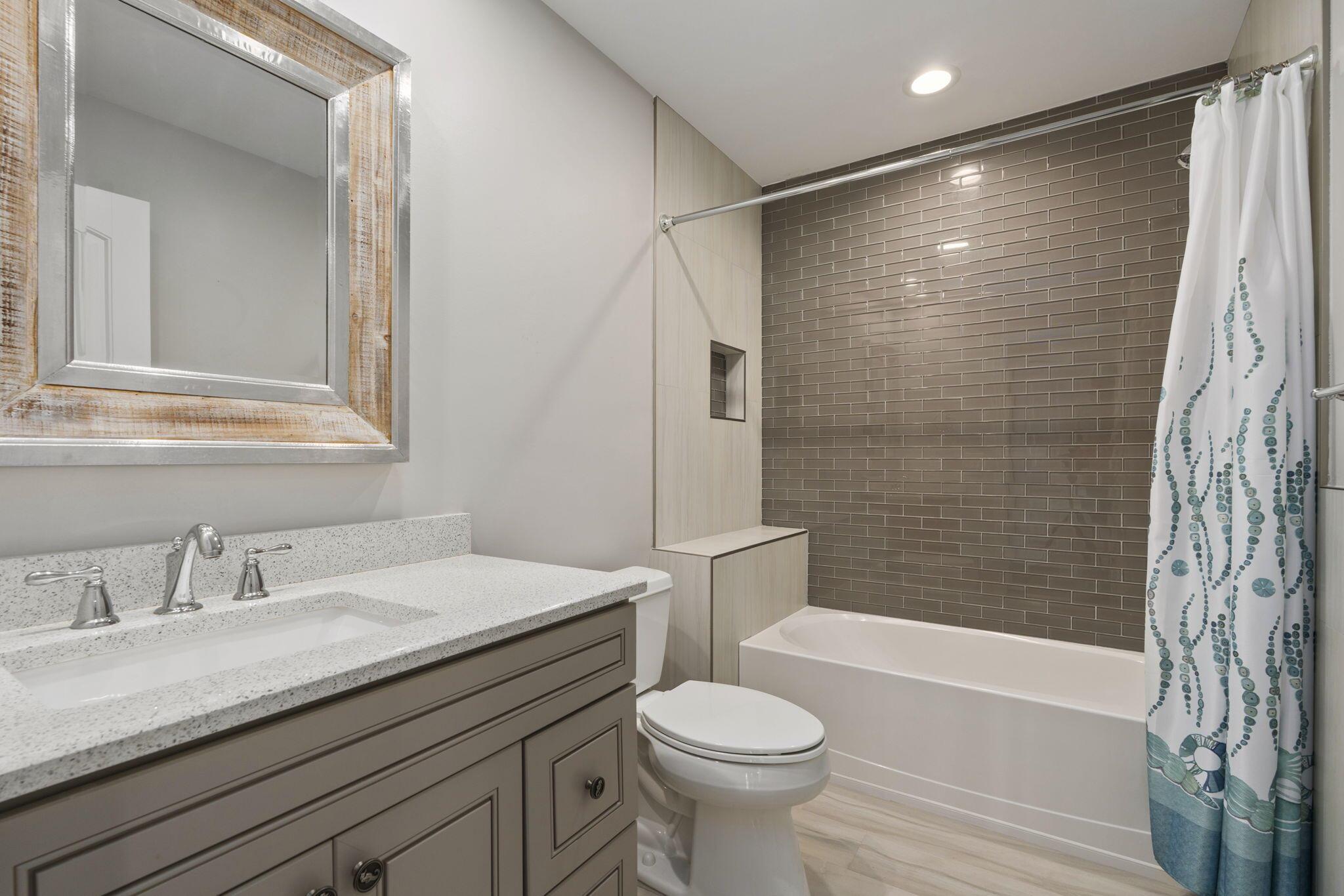 Fort Pierce, Florida, 34949, United States, 5 Bedrooms Bedrooms, ,5 BathroomsBathrooms,Residential,Active,1970997