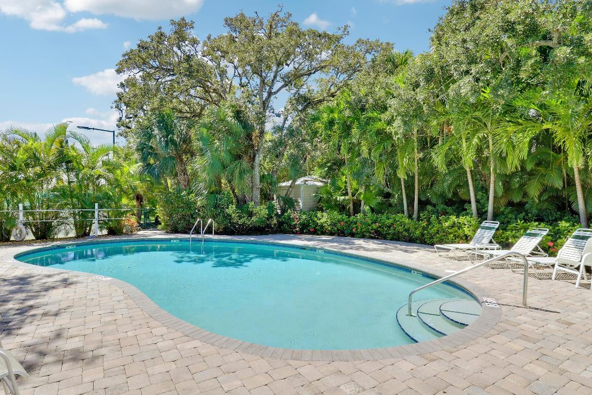 Indian River Shores, Florida, 32963, United States, 4 Bedrooms Bedrooms, ,6 BathroomsBathrooms,Residential,Active,2007949