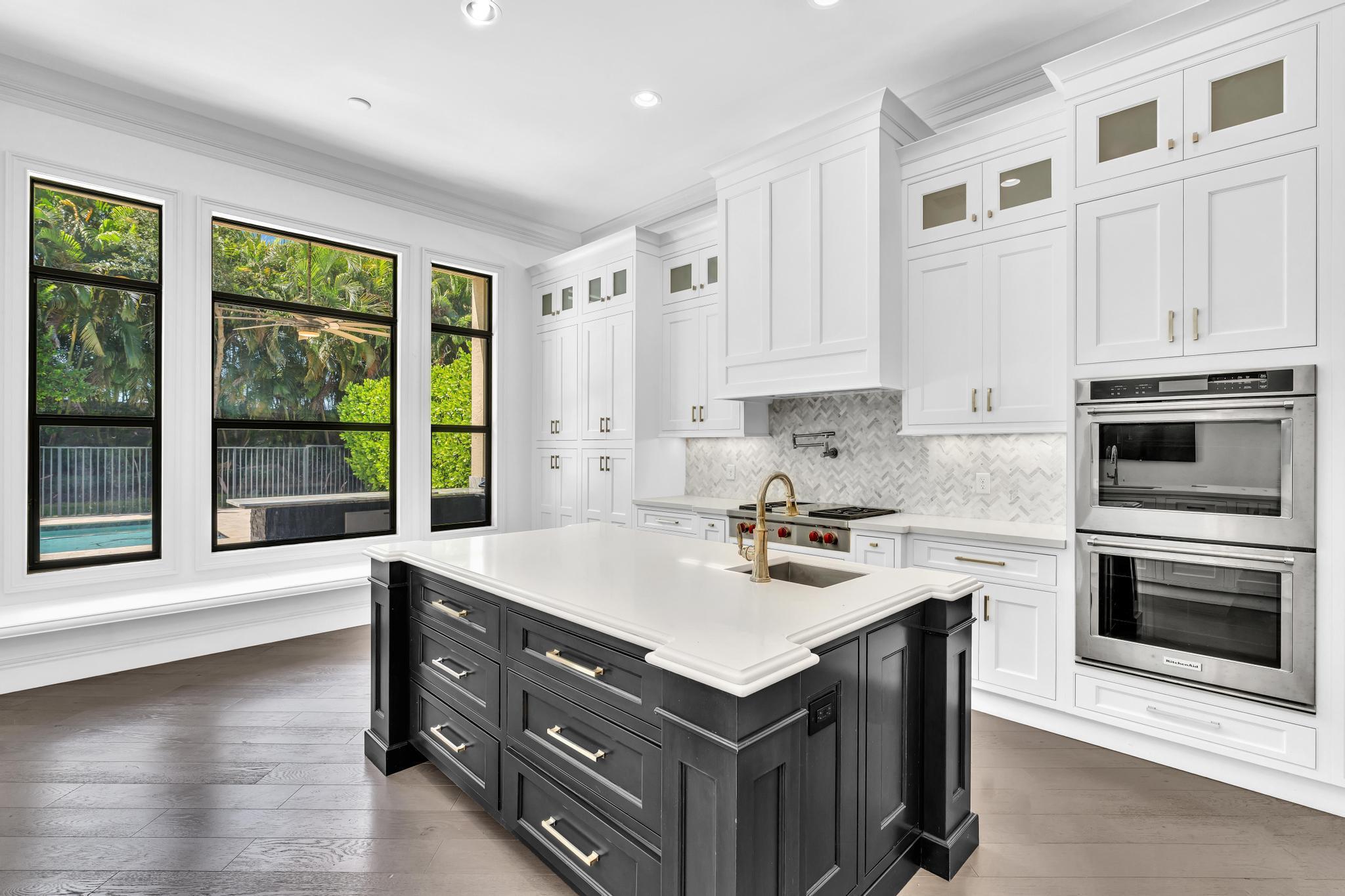 Delray Beach, Florida, 33446, United States, 5 Bedrooms Bedrooms, ,8 BathroomsBathrooms,Residential,Active,1929657