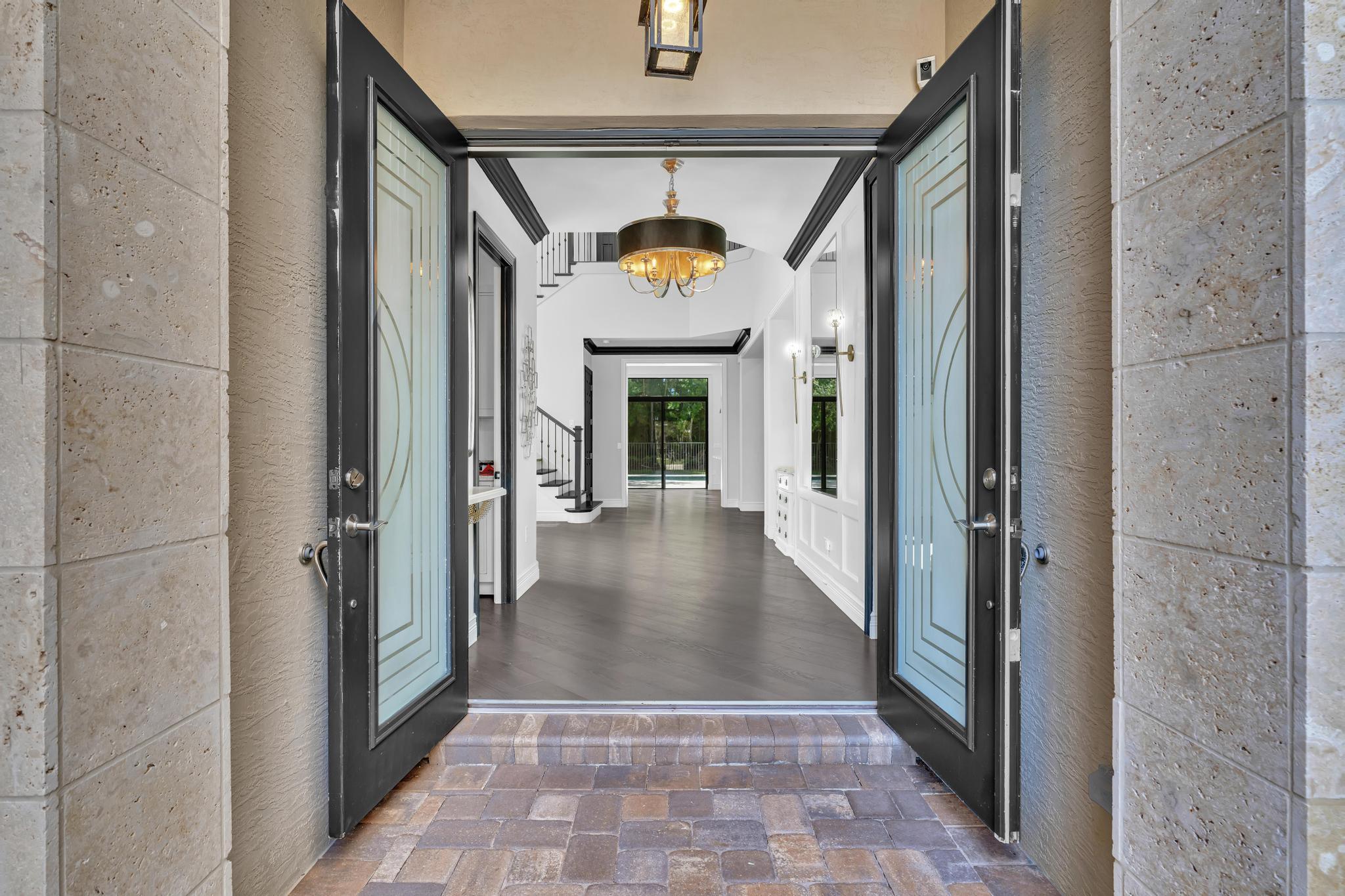 Delray Beach, Florida, 33446, United States, 5 Bedrooms Bedrooms, ,8 BathroomsBathrooms,Residential,Active,1929657
