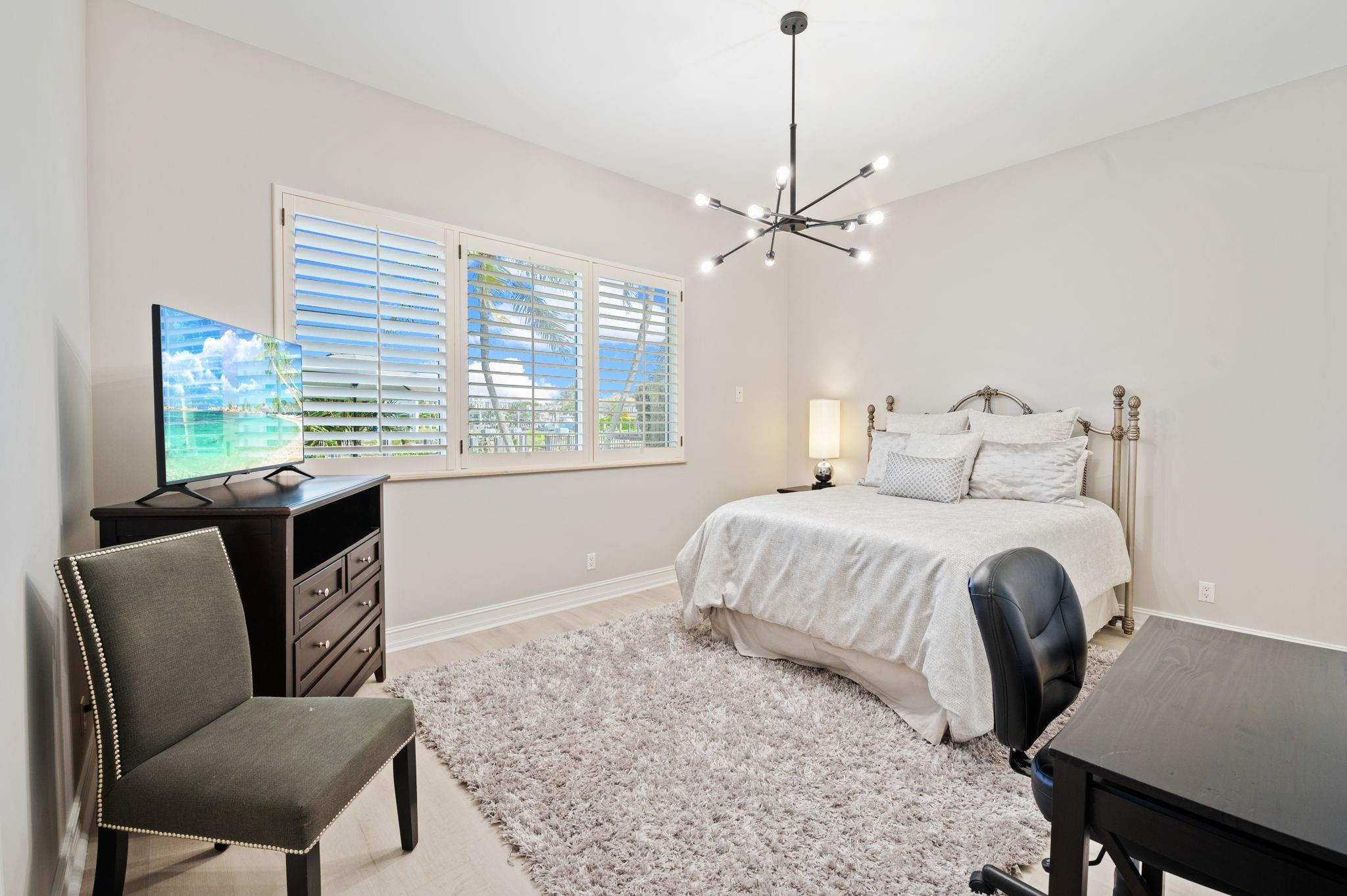 Fort Lauderdale, Florida, 33308, United States, 5 Bedrooms Bedrooms, ,8 BathroomsBathrooms,Residential,Active,1988436