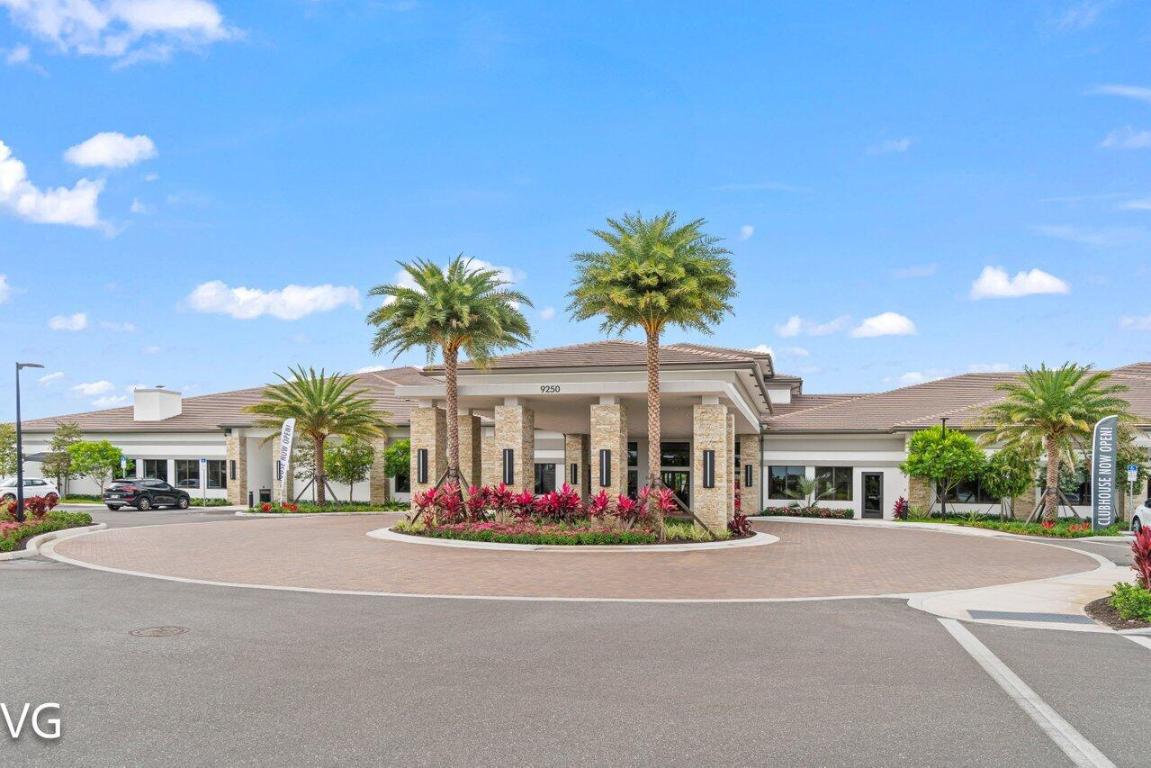 Boynton Beach, Florida, 33473, United States, 3 Bedrooms Bedrooms, ,4 BathroomsBathrooms,Residential,Active,2011883