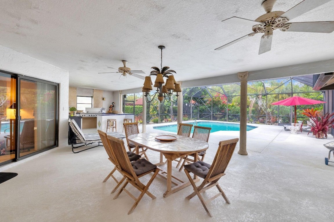 Coral Springs, Florida, 33067, United States, 4 Bedrooms Bedrooms, ,4 BathroomsBathrooms,Residential,Active,2008736