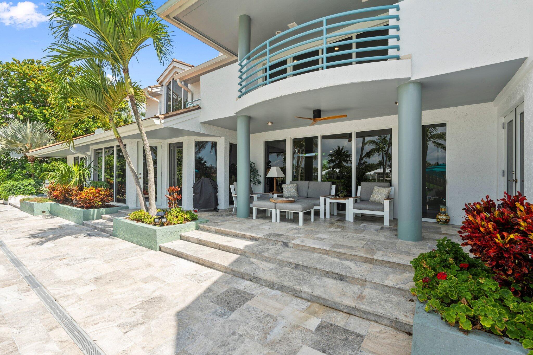 Stuart, Florida, 34996, United States, 4 Bedrooms Bedrooms, ,6 BathroomsBathrooms,Residential,Active,1831837