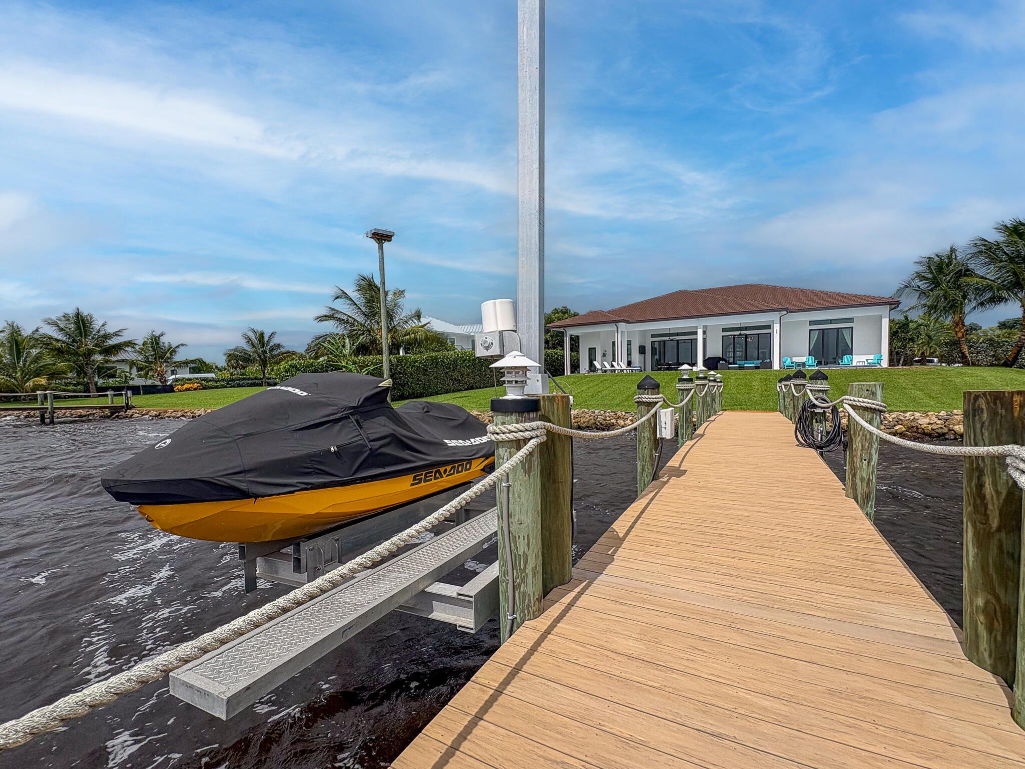 Jensen Beach, Florida, 34957, United States, 4 Bedrooms Bedrooms, ,5 BathroomsBathrooms,Residential,Active,1990620