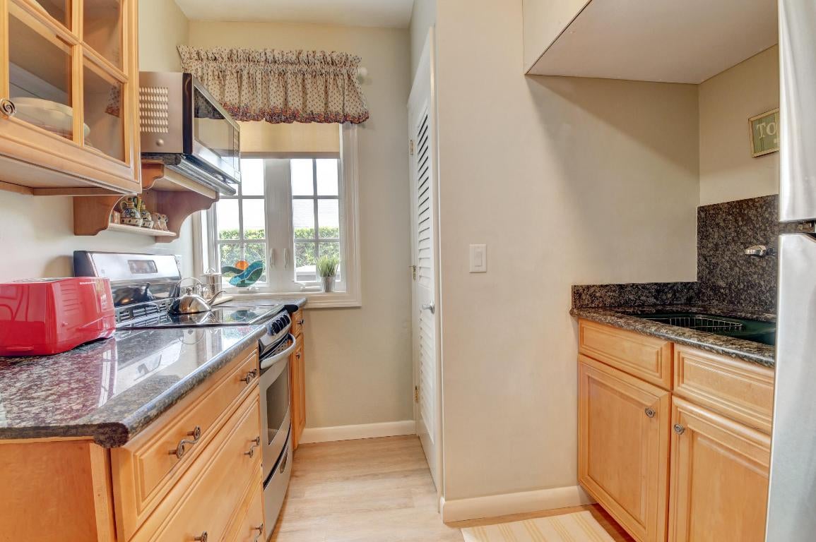 Delray Beach, Florida, 33444, United States, 3 Bedrooms Bedrooms, ,3 BathroomsBathrooms,Residential,Active,2012499