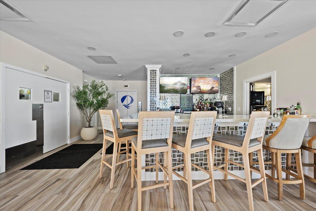 Singer Island, Florida, 33404, United States, 2 Bedrooms Bedrooms, ,4 BathroomsBathrooms,Residential,Active,2002609