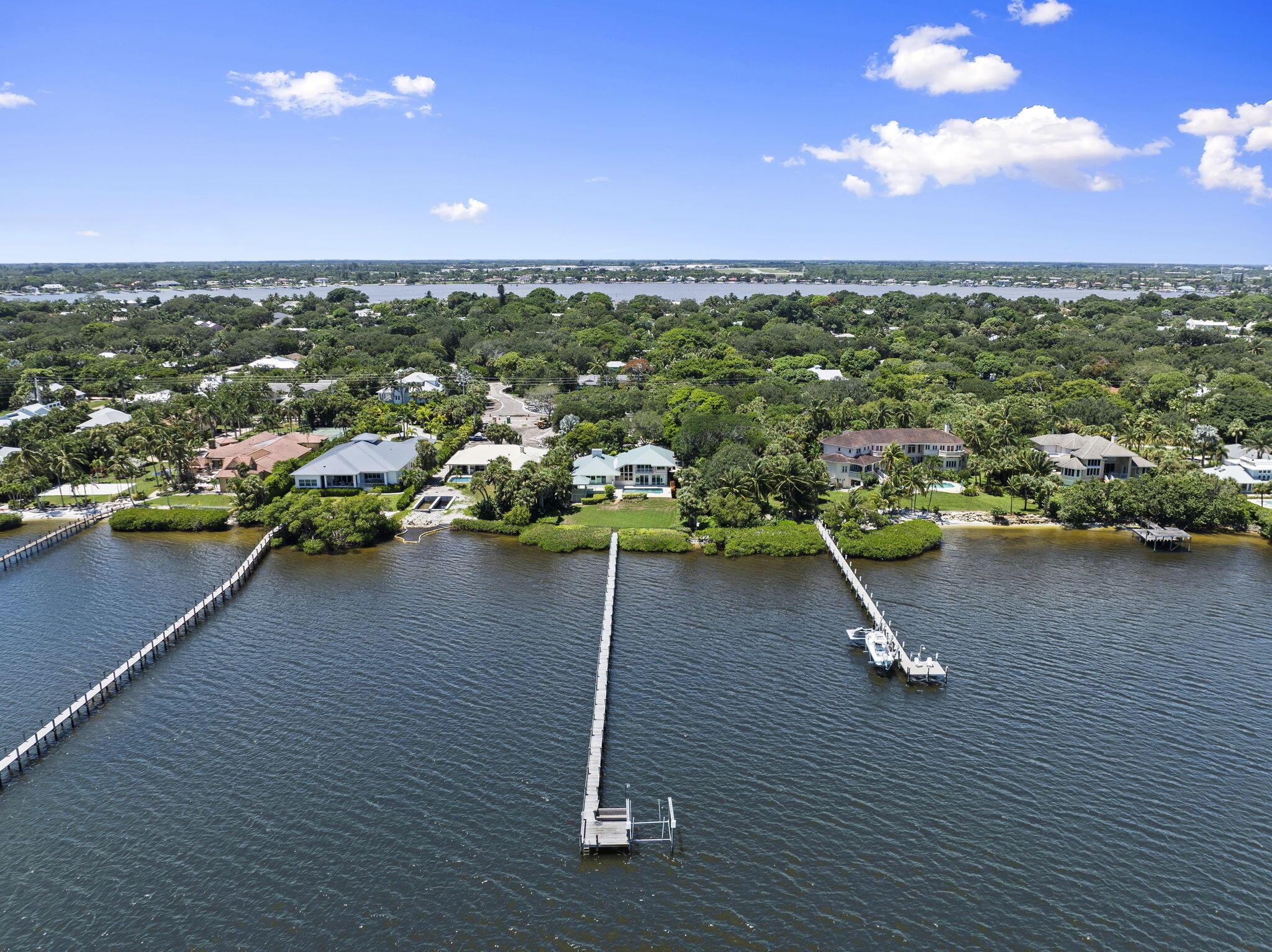 Sewalls Point, Florida, 34996, United States, 3 Bedrooms Bedrooms, ,4 BathroomsBathrooms,Residential,Active,1919064