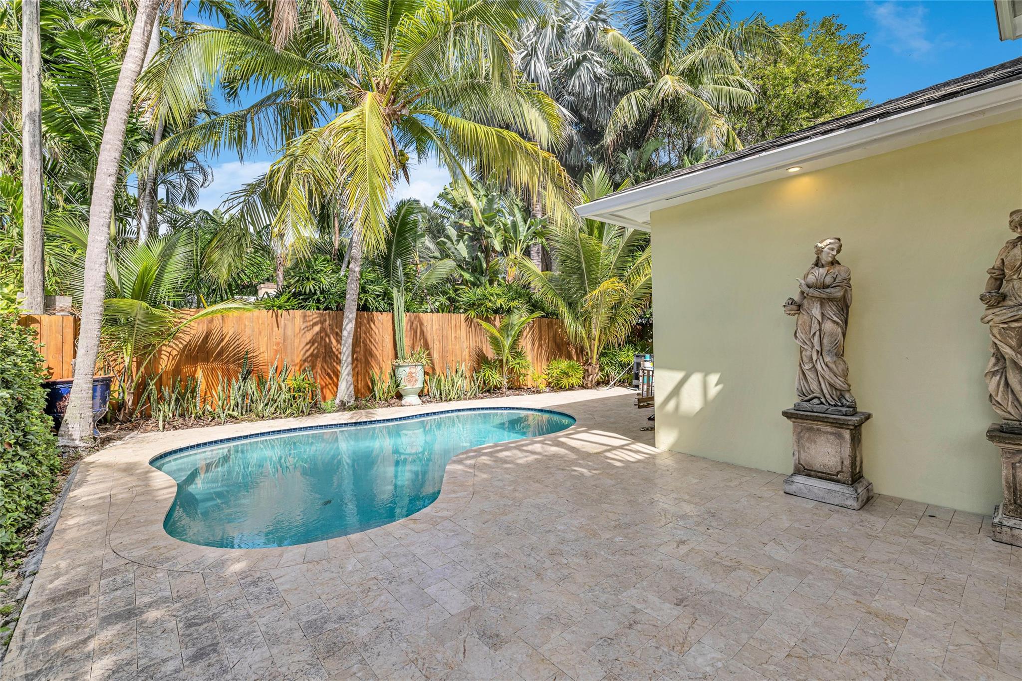Fort Lauderdale, Florida, 33301, United States, 5 Bedrooms Bedrooms, ,5 BathroomsBathrooms,Residential,Active,1942406