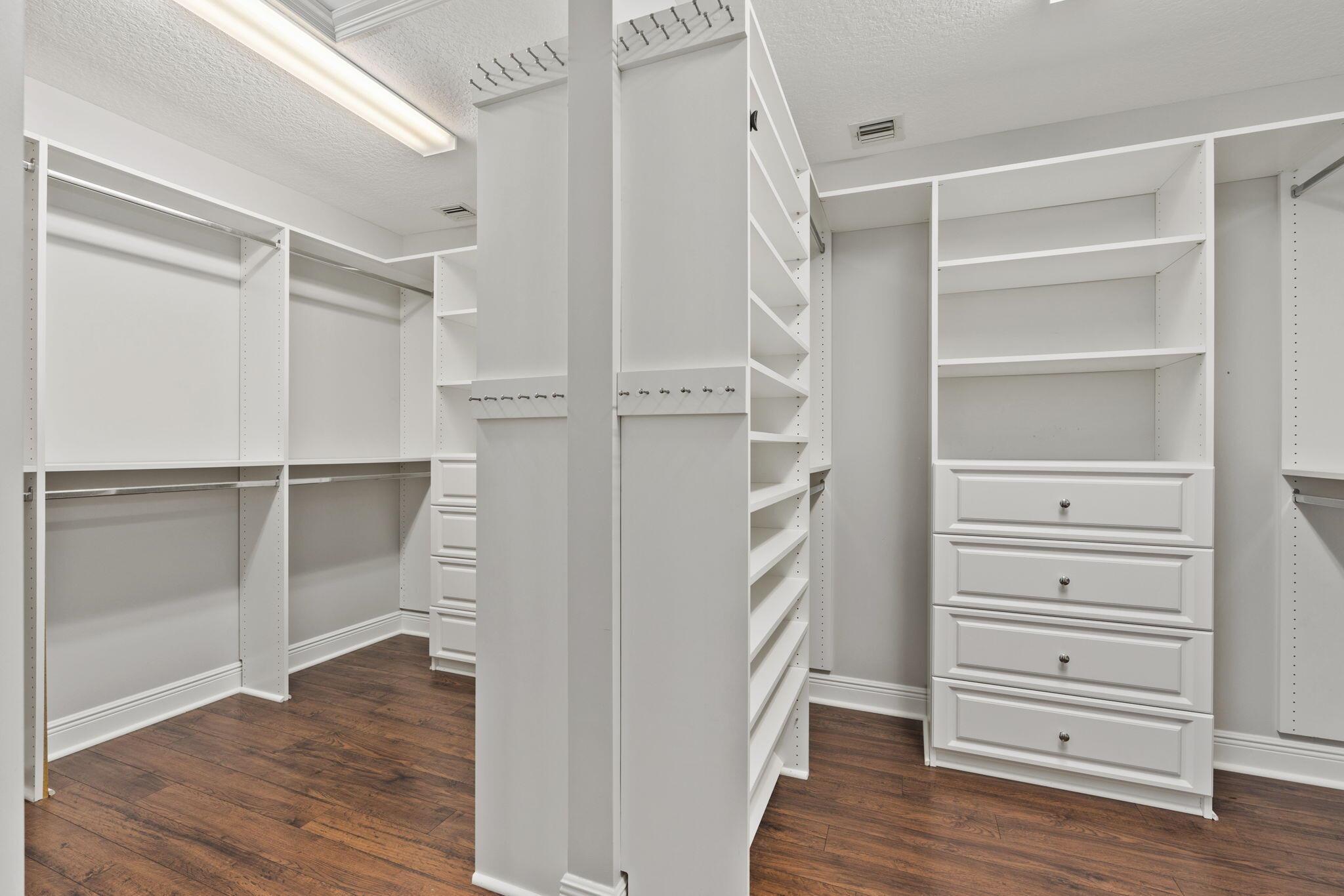 Fort Pierce, Florida, 34949, United States, 5 Bedrooms Bedrooms, ,5 BathroomsBathrooms,Residential,Active,1970997