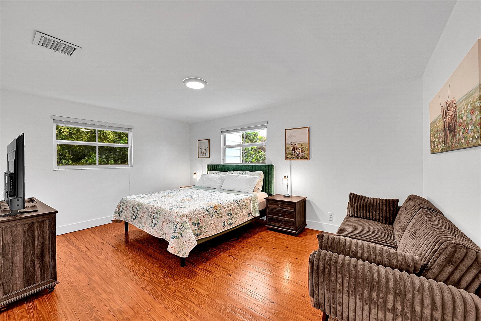 Plantation, Florida, 33323, United States, 4 Bedrooms Bedrooms, ,3 BathroomsBathrooms,Residential,Active,1922678