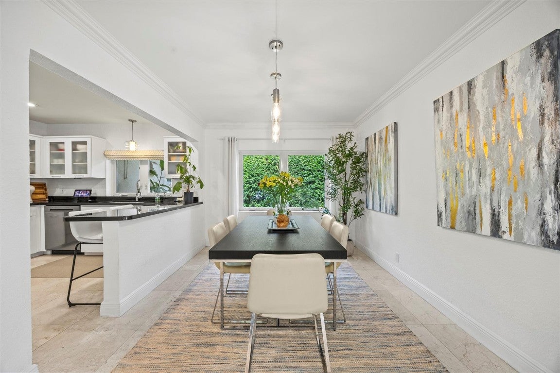 Fort Lauderdale, Florida, 33305, United States, 4 Bedrooms Bedrooms, ,3 BathroomsBathrooms,Residential,Contingent,2008697