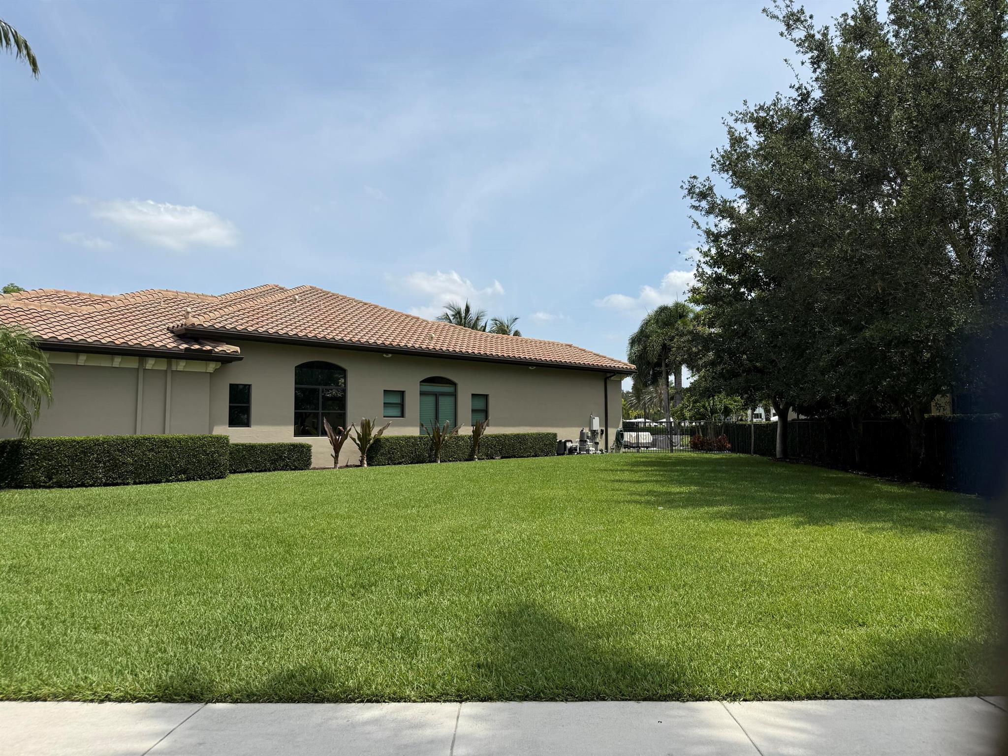 Delray Beach, Florida, 33446, United States, 5 Bedrooms Bedrooms, ,7 BathroomsBathrooms,Residential,Active,1960166