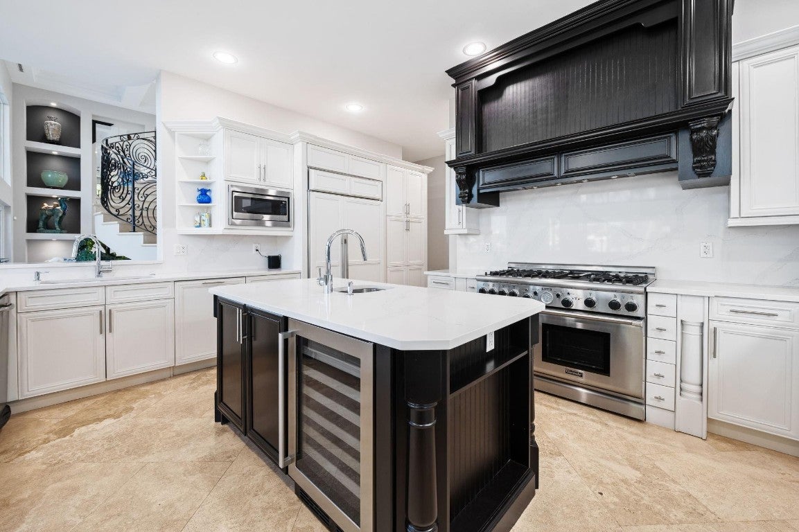 Fort Lauderdale, Florida, 33308, United States, 5 Bedrooms Bedrooms, ,8 BathroomsBathrooms,Residential,Active,2007915