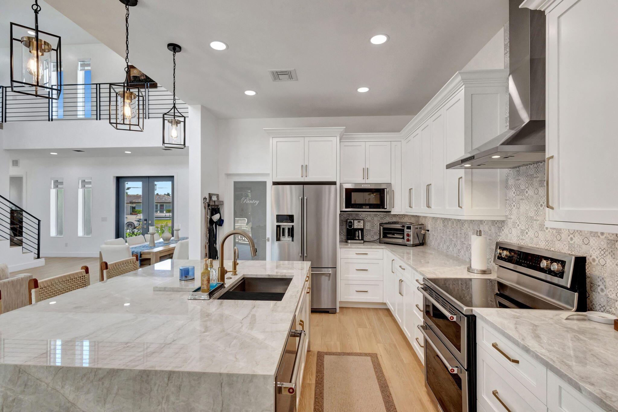 North Palm Beach, Florida, 33408, United States, 4 Bedrooms Bedrooms, ,5 BathroomsBathrooms,Residential,Active,1973305