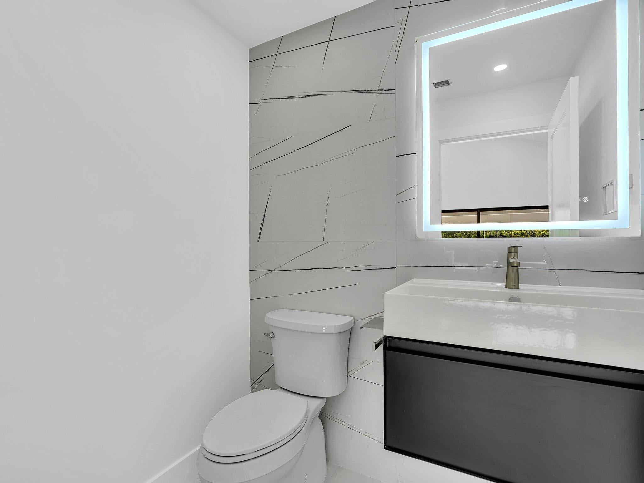 Boca Raton, Florida, 33433, United States, 5 Bedrooms Bedrooms, ,4 BathroomsBathrooms,Residential,Active,1967119