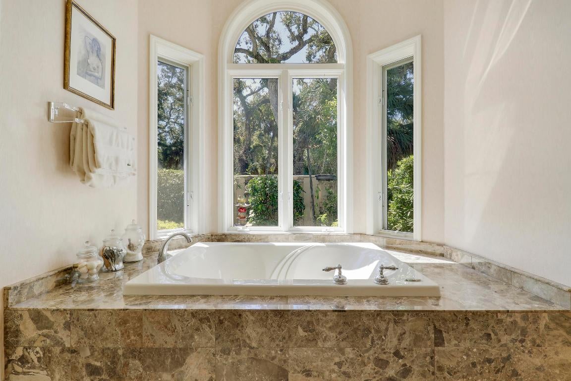 Indian River Shores, Florida, 32963, United States, 4 Bedrooms Bedrooms, ,6 BathroomsBathrooms,Residential,Active,2007949