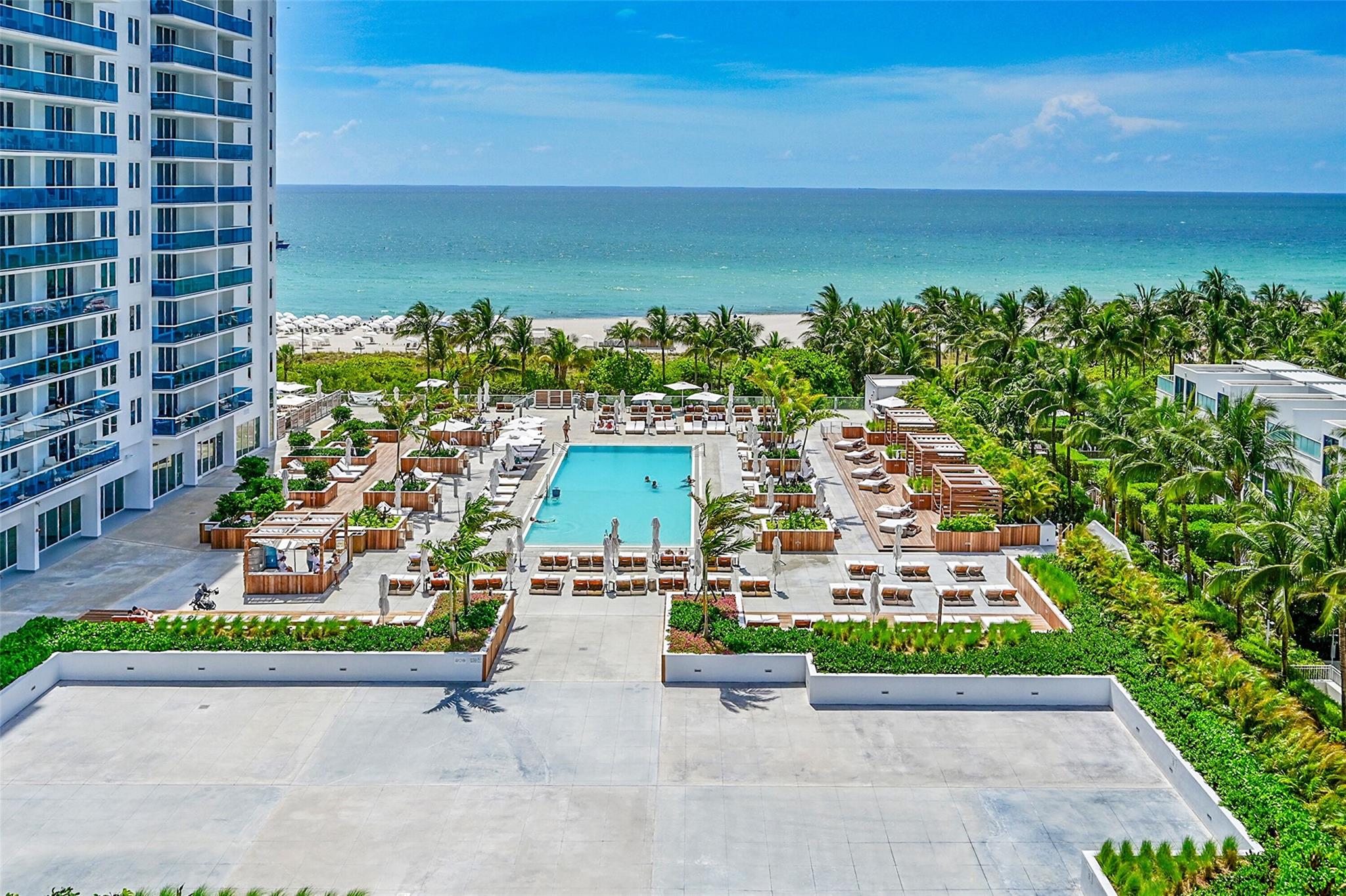 Miami Beach, Florida, 33139, United States, 2 Bedrooms Bedrooms, ,2 BathroomsBathrooms,Residential,Active,1973367