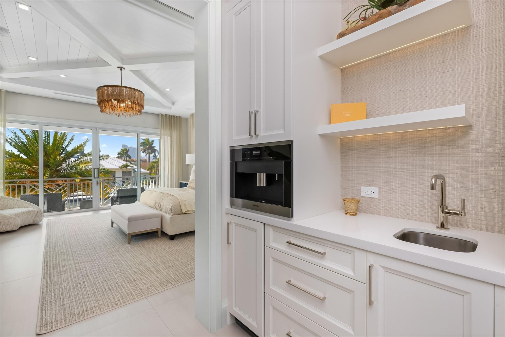 Fort Lauderdale, Florida, 33316, United States, 6 Bedrooms Bedrooms, ,9 BathroomsBathrooms,Residential,Active,1745326